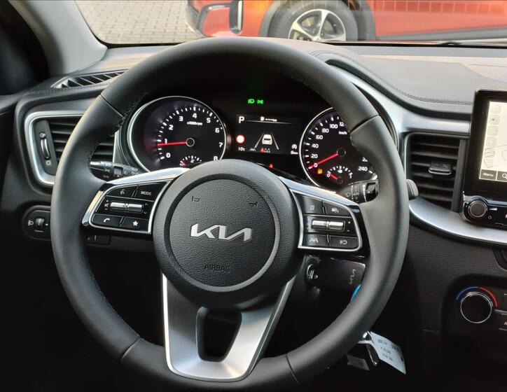 KIA Ceed 13