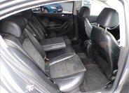 Volkswagen Passat Sedan 2,0 l 103 kw