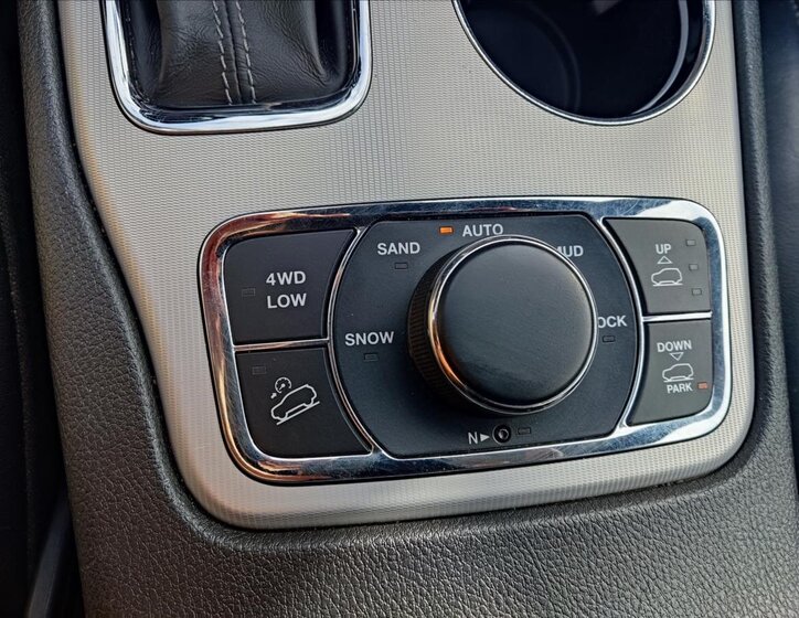 Jeep Grand Cherokee Kombi 3,0 l 184 kw