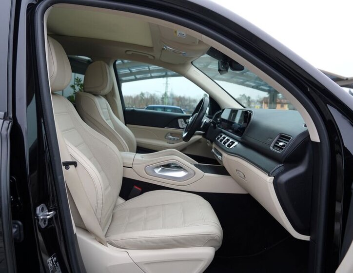 Mercedes-Benz GLS SUV 2,9 l 243 kw