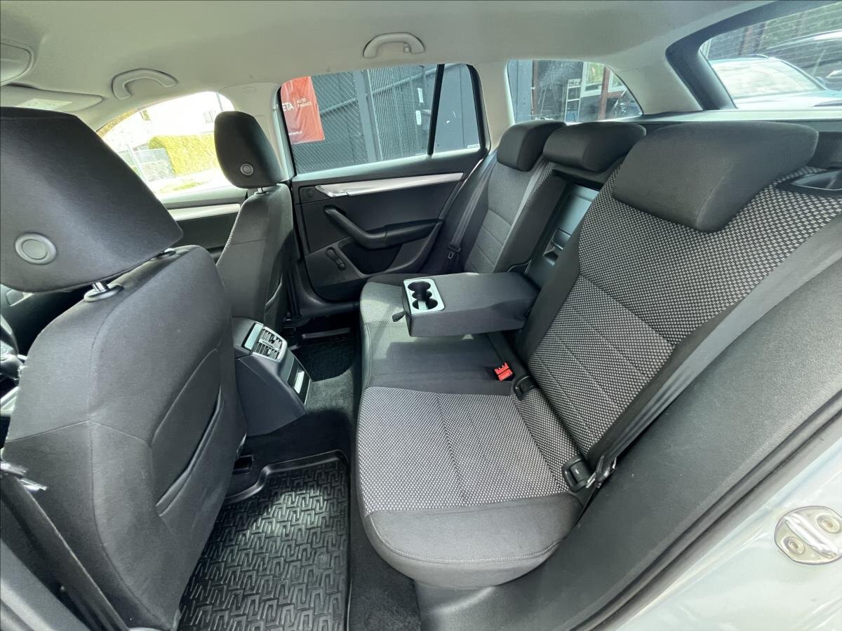 Škoda Octavia Kombi 1,6 l 77 kw