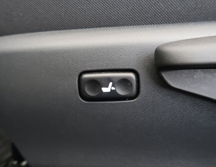 Toyota Auris Kombi 1,6 l 97 kw