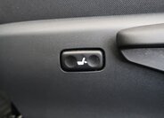 Toyota Auris Kombi 1,6 l 97 kw