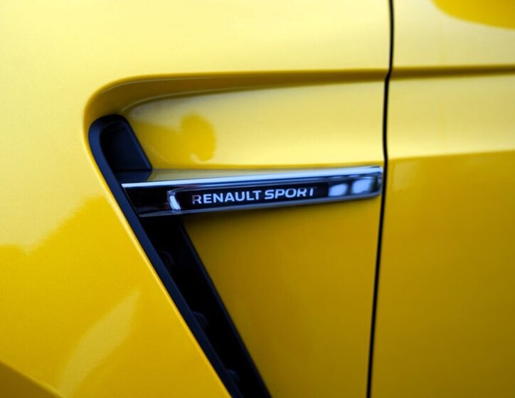 Renault Mégane Hatchback 1,8 l 221 kw