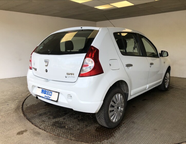 Dacia Sandero 7