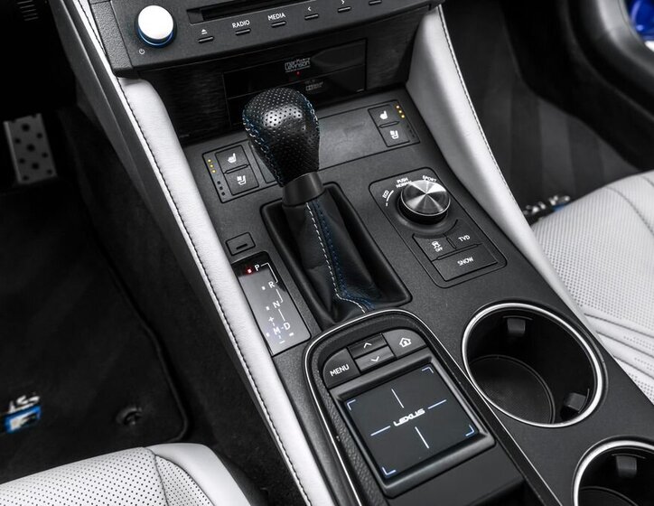 Lexus RC F Kupé 5,0 l 351 kw