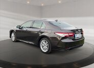Toyota Camry 4