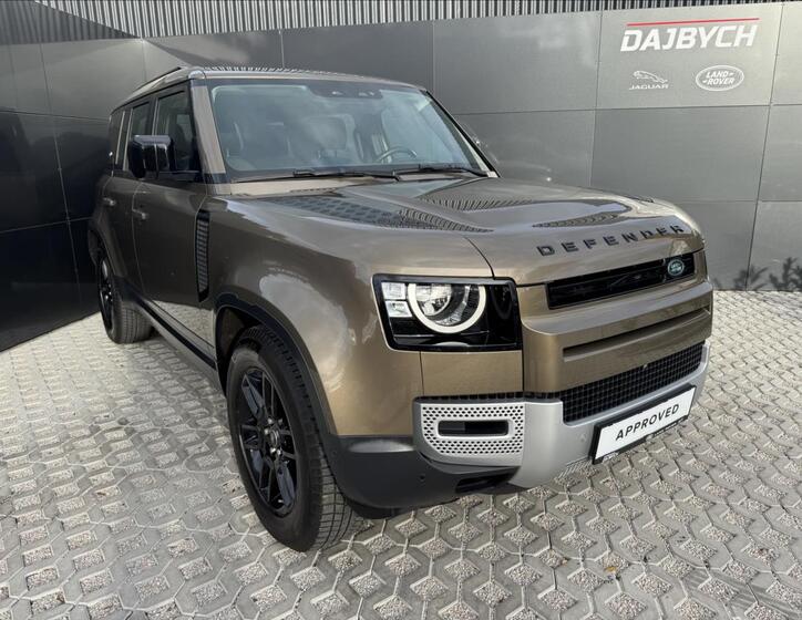 Land Rover Defender 3