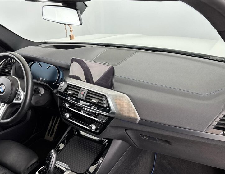 BMW X3 SUV / Terénní 2,0 l 140 kw
