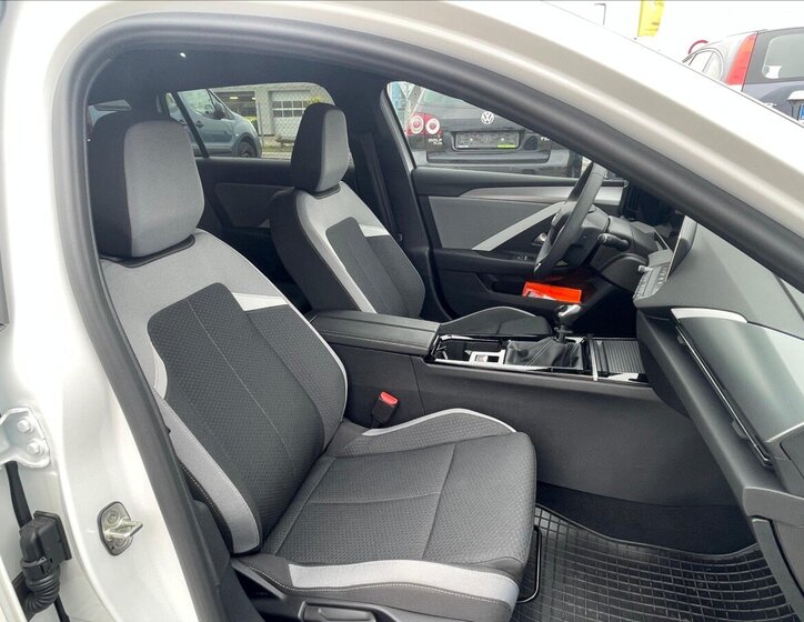 Opel Astra Kombi 1,2 l 96 kw