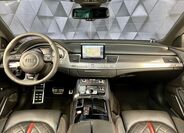 Audi S8 10