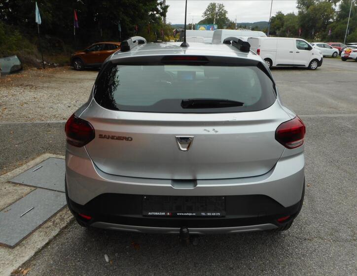 Dacia Sandero 6