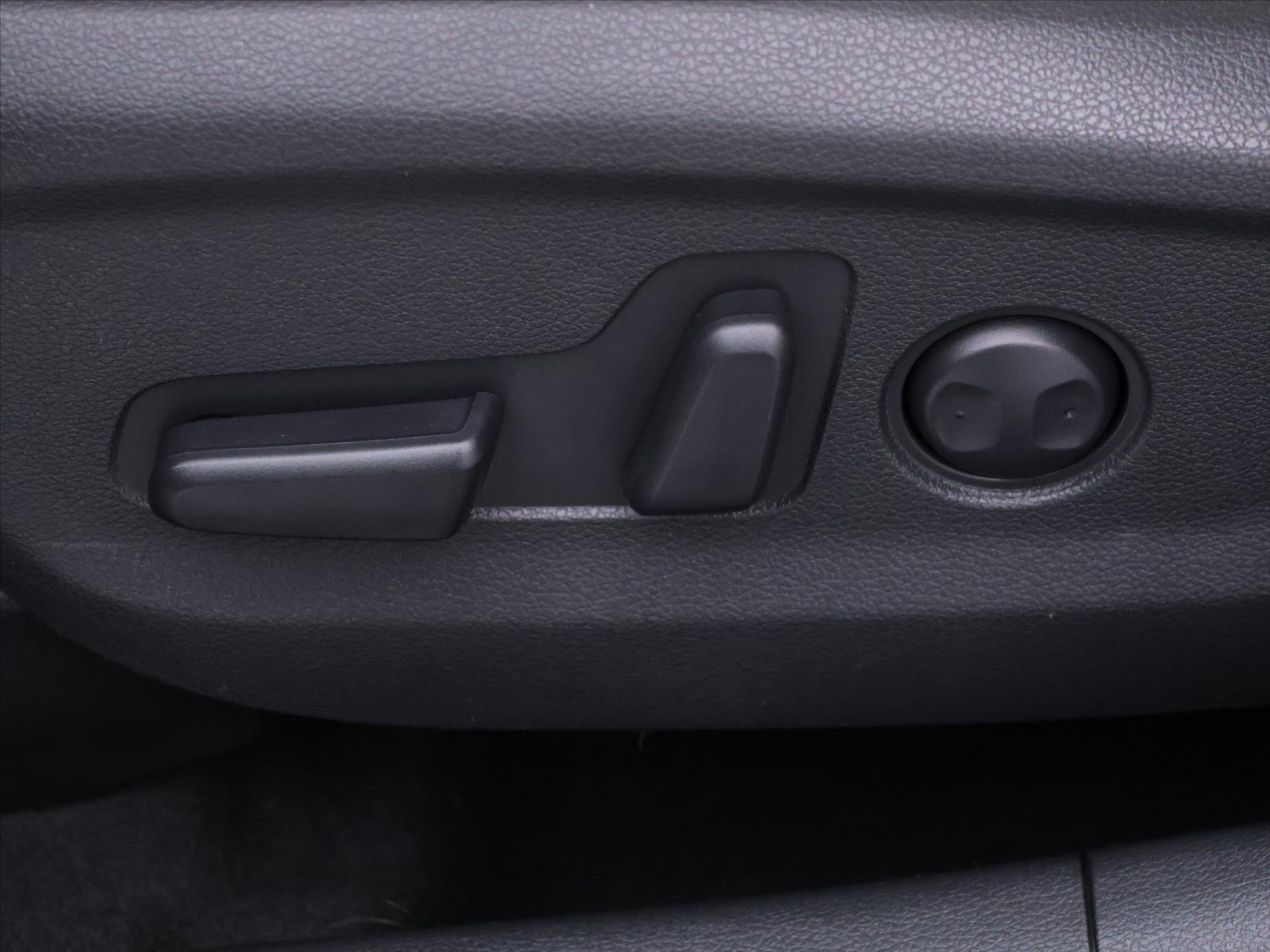 Hyundai Tucson SUV 2,0 l 136 kw