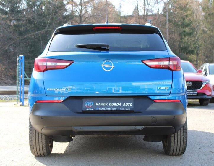 Opel Grandland X SUV / Terénní 1,2 l 96 kw