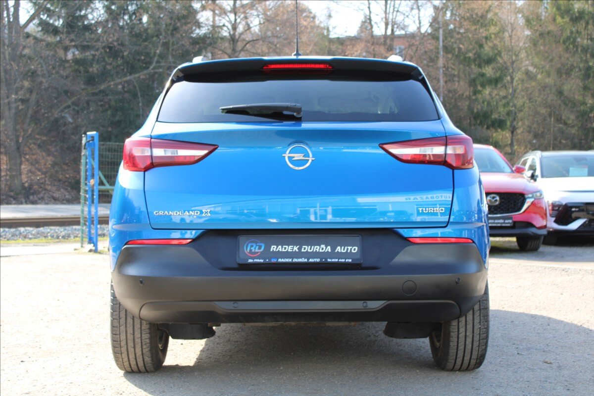 Opel Grandland X SUV / Terénní 1,2 l 96 kw