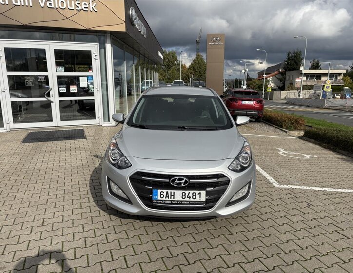 Hyundai i30 Kombi 1,6 l 81 kw