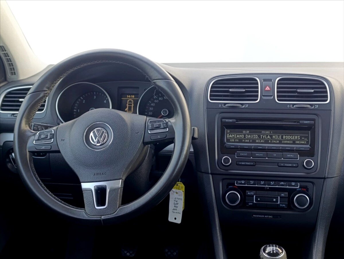 Volkswagen Golf Hatchback 1,6 l 77 kw