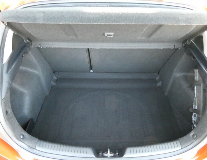 KIA Ceed Hatchback 1,6 l 996 kw