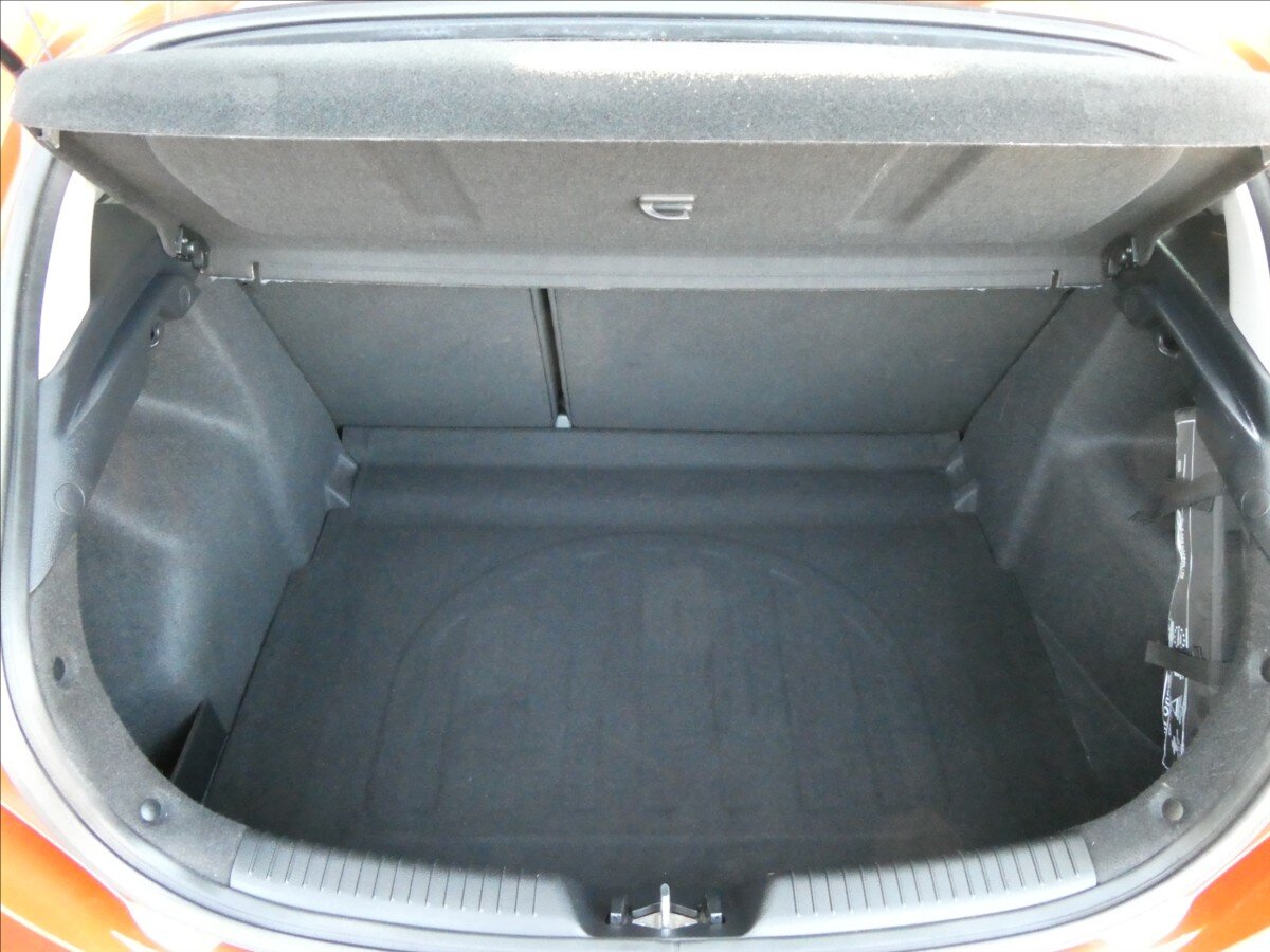 KIA Ceed Hatchback 1,6 l 996 kw