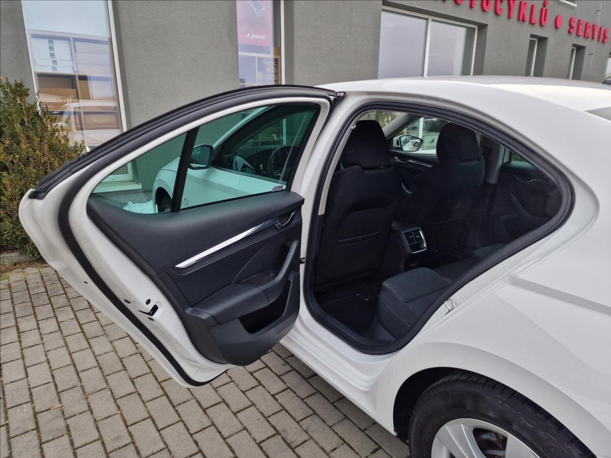 Škoda Octavia Sedan 1,5 l 110 kw