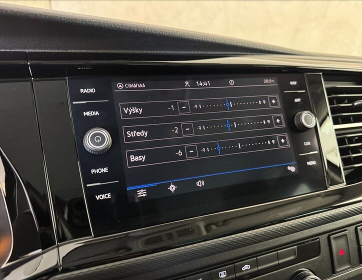 Volkswagen Transporter 32