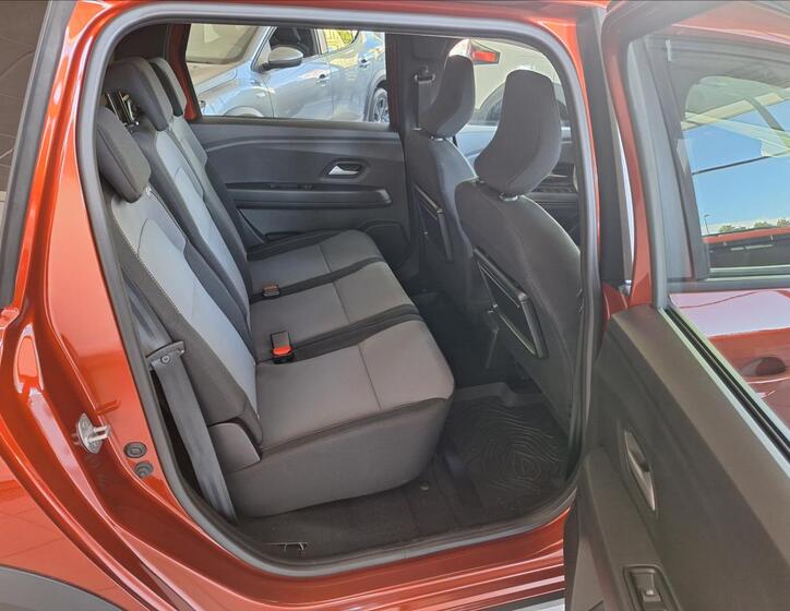 Dacia Jogger 11