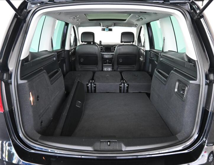 Volkswagen Sharan 7