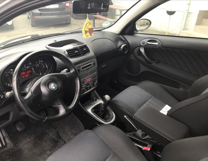 Alfa Romeo 147 Hatchback 77,0 77 kw