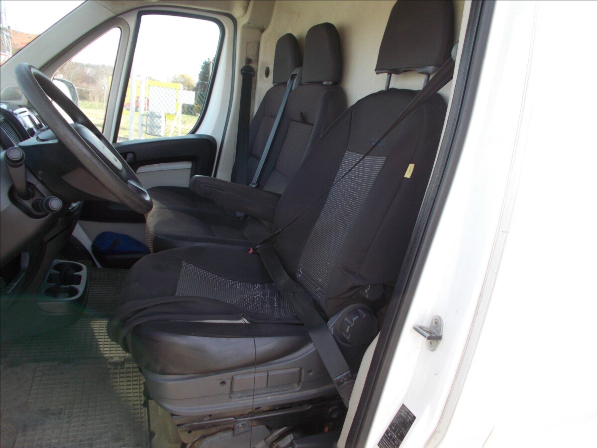 Peugeot Boxer Skříň 2,0 l 120 kw