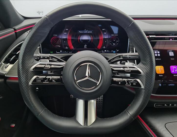 Mercedes-Benz Třídy E 10