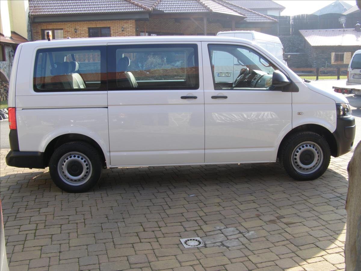 Volkswagen Caravelle