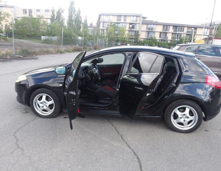 Fiat Bravo Hatchback 1,4 l 88 kw