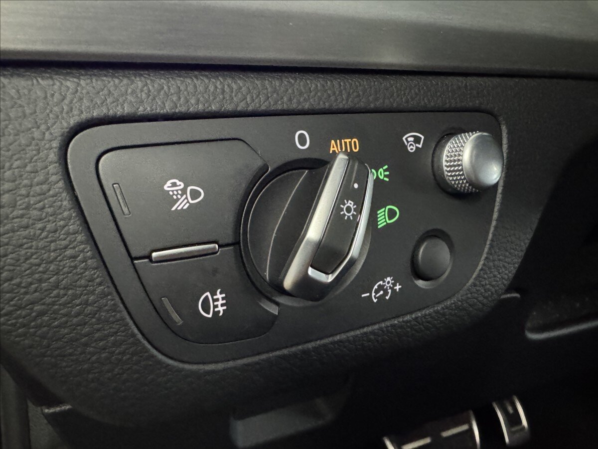 Audi SQ5 SUV / Terénní 3,0 l 251 kw