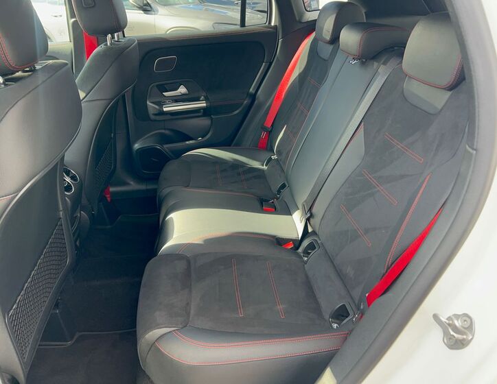 Mercedes-Benz GLA 14