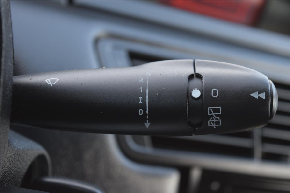 Peugeot 807 MPV 2,0 l 100 kw
