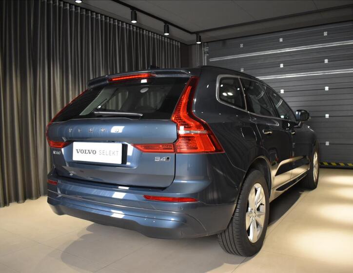 Volvo XC60 4