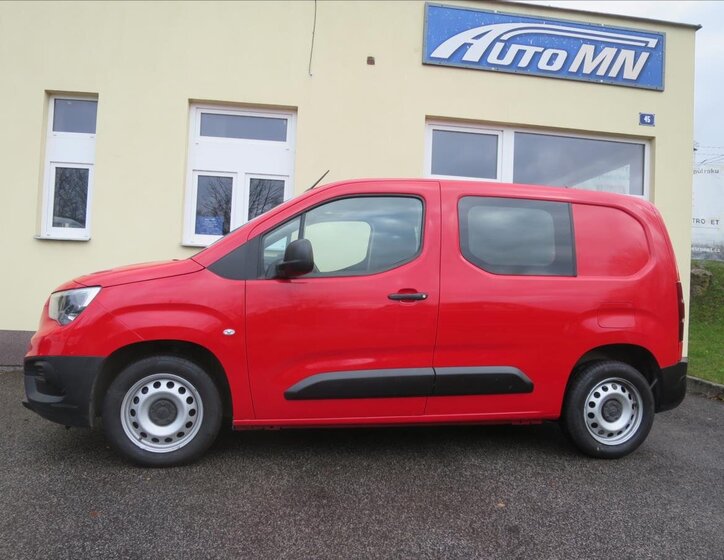 Opel Combo Ostatní 1,2 l 81 kw