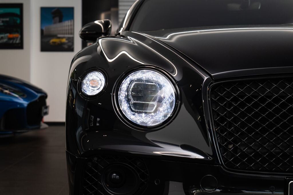 Bentley Continental GT Kupé 6,0 l 485 kw