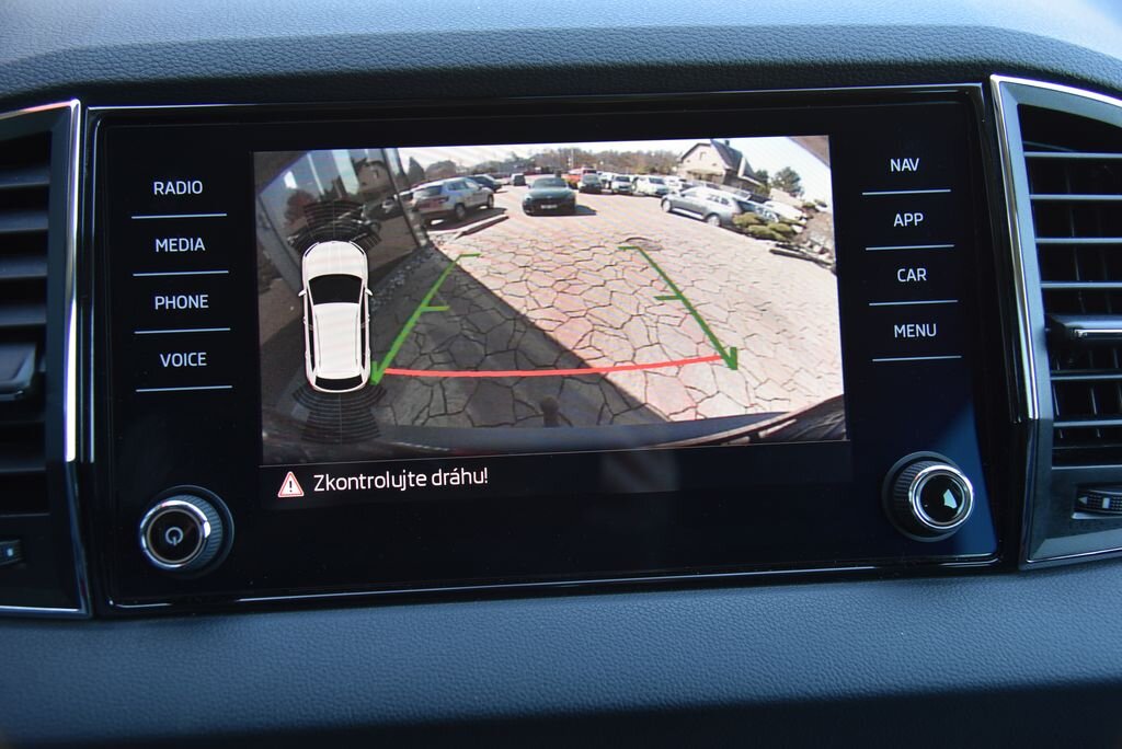 Škoda Karoq SUV / Terénní 1,5 l 110 kw