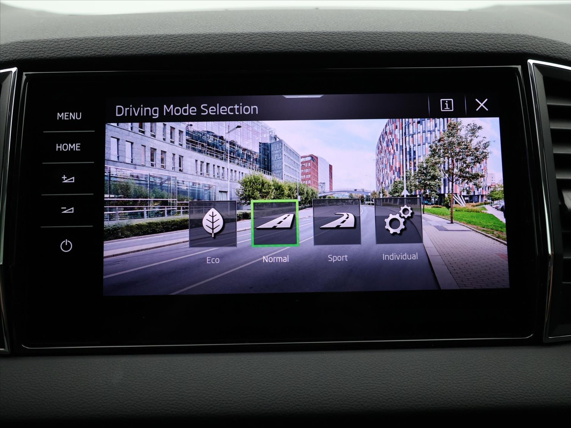 Škoda Karoq SUV 2,0 l 110 kw