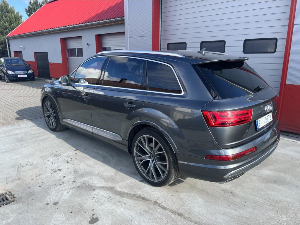 Audi SQ7 SUV / Terénní 4,0 l 320 kw