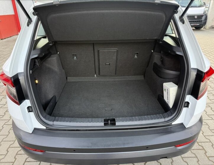 Škoda Karoq SUV / Terénní 1,6 l 85 kw