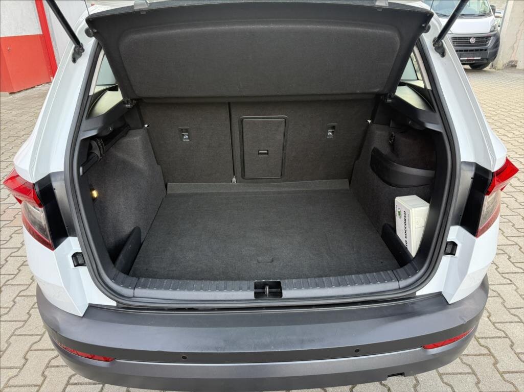 Škoda Karoq SUV / Terénní 1,6 l 85 kw