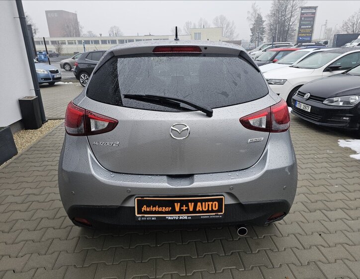 Mazda 2 7
