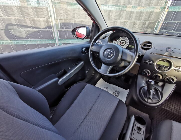 Mazda 2 Hatchback 1,3 l 55 kw
