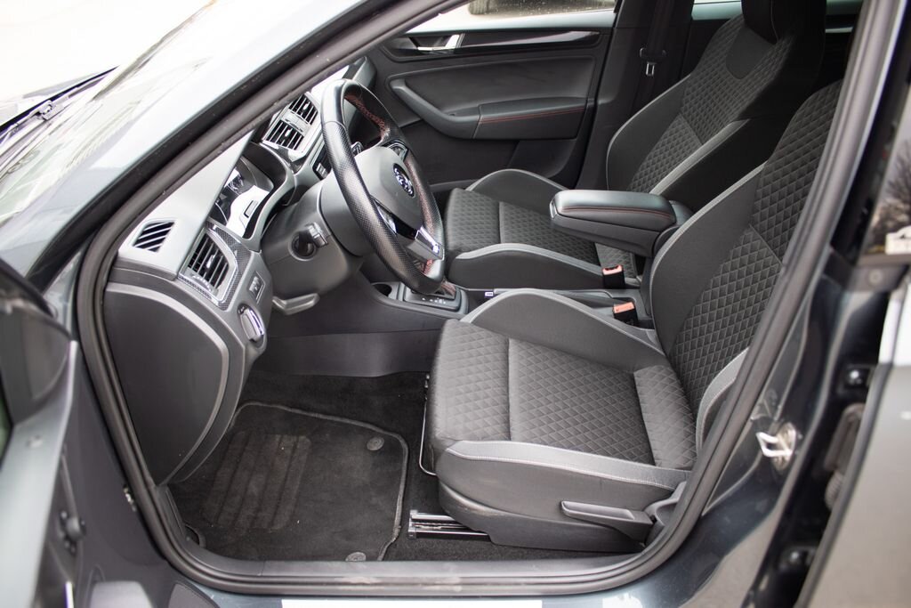 Škoda Rapid Sedan / Limuzína 999,0 81 kw