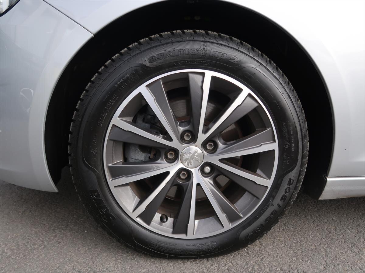 Peugeot 308 Kombi 2,0 l 110 kw