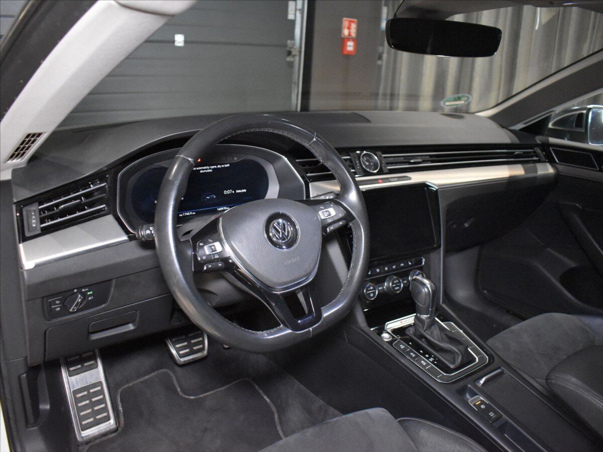 Volkswagen Arteon Liftback 2,0 l 176 kw