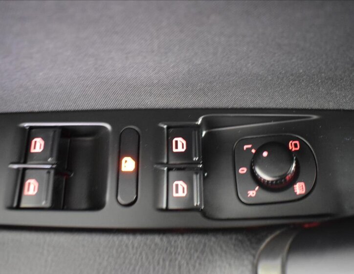 Volkswagen Passat Kombi 2,0 l 103 kw