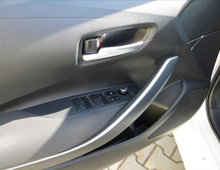 Toyota Corolla Sedan 1,8 l 72 kw